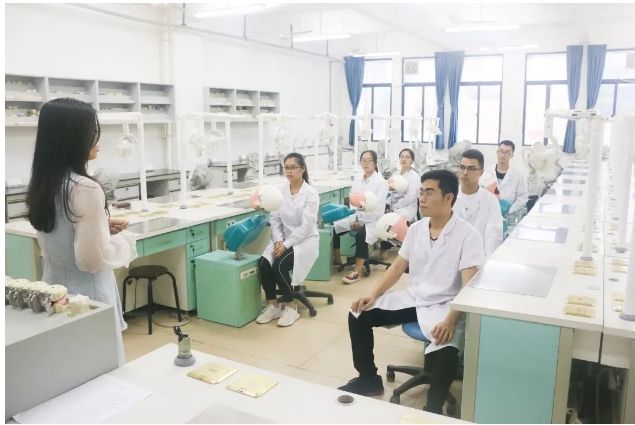 實(shí)訓(xùn)實(shí)習(xí)