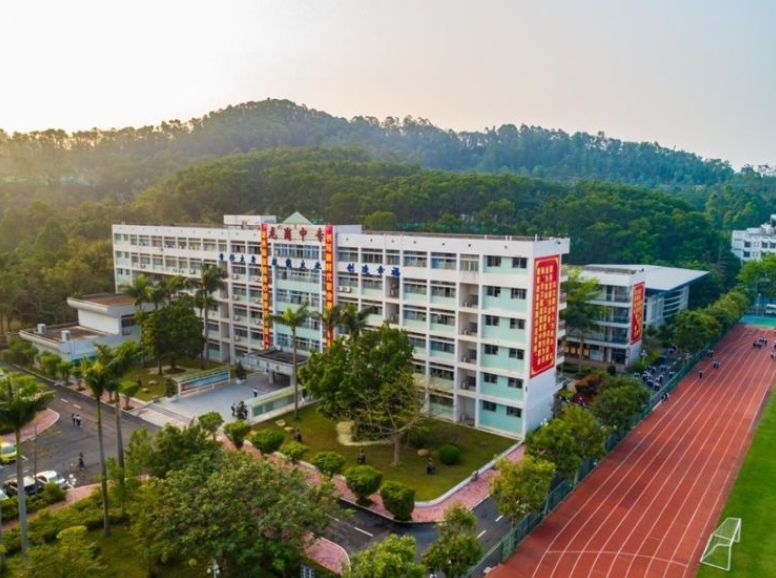 深圳市龍崗職業技術學校